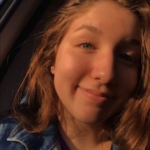 Meet your Posher, Marissa